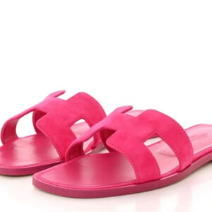 HERMES ROSE FUCHSIA SUEDE GOATSKIN ORAN  SANDAL’s
Sz38